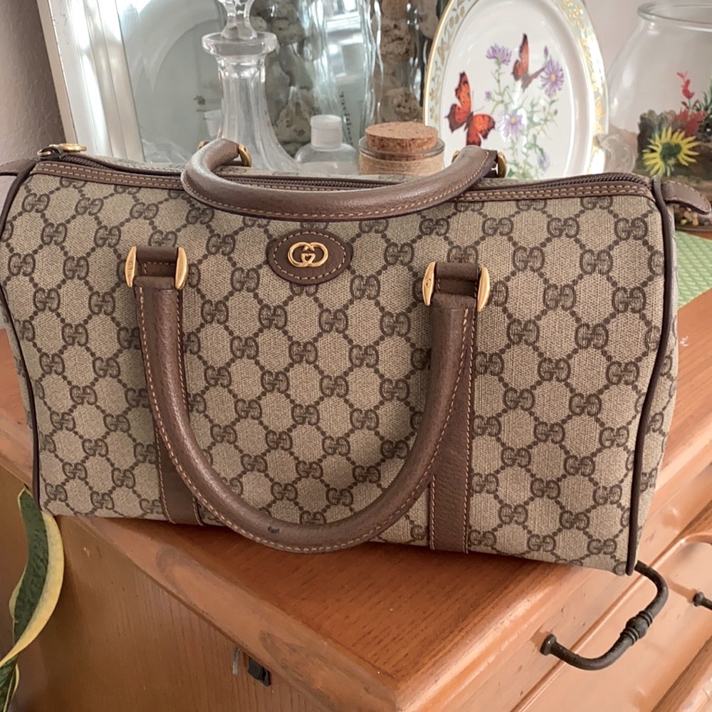 Gucci Boston’s  Vintage Authentic PREOWNED
